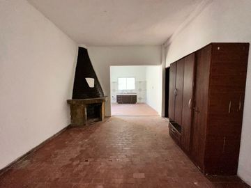 CASA EN ALQUILER MORENO  LA REJA