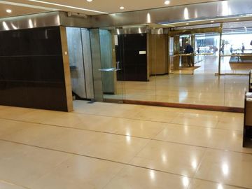 Oficina de 4 ambientes en alquiler en Recoleta