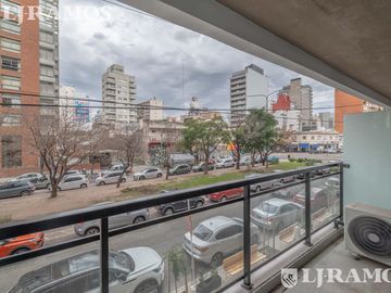 HUB CABILDO. Av. Cabildo y Jaramillo.