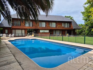Importante Casa en venta en El Ombu