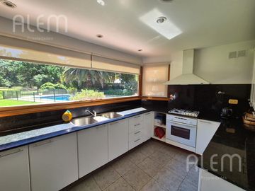 Importante Casa en venta en El Ombu