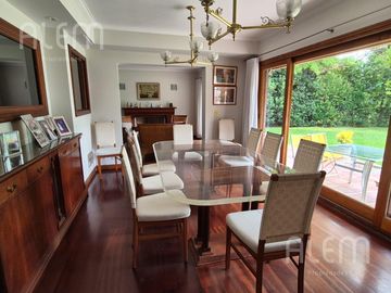 Importante Casa en venta en El Ombu