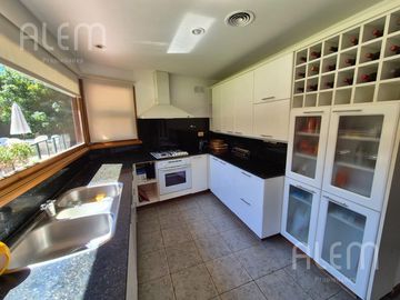 Importante Casa en venta en El Ombu