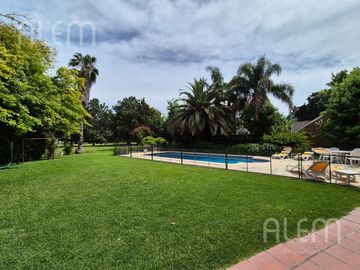 Importante Casa en venta en El Ombu