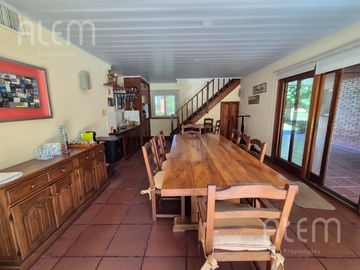 Importante Casa en venta en El Ombu