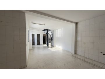 LOCAL ALAMEDA EN ARRIENDO