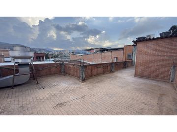 LOCAL ALAMEDA EN ARRIENDO