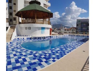 Apartamento con excelente ubicación en Rodadero Sur - 060