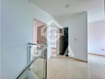 Venta de Casa Remodelada en Popayán, Reserva del Bosque