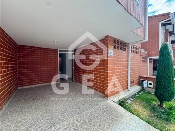 Venta de Casa Remodelada en Popayán, Reserva del Bosque