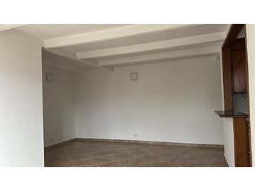 ARRIENDO APARTAMENTO EN LA LOMA DE LOS BERNAL 73mts