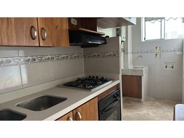 ARRIENDO APARTAMENTO EN LA LOMA DE LOS BERNAL 73mts