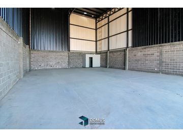 VENTA GALPON CIRCUNVALACION OESTE