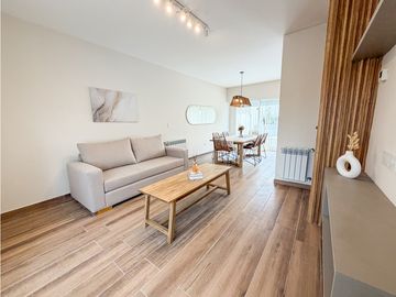 DUPLEX 4 AMBIENTES. PARQUE LURO.