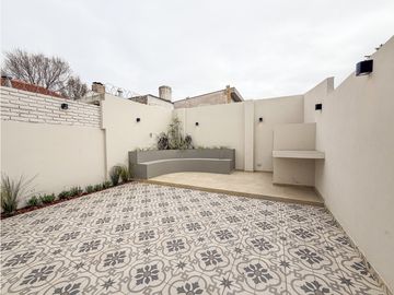 DUPLEX 4 AMBIENTES. PARQUE LURO.