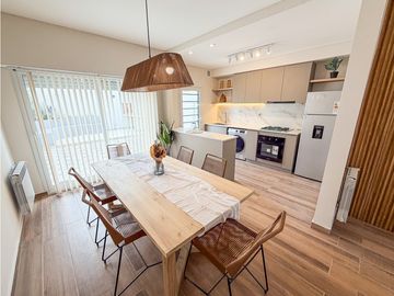 DUPLEX 4 AMBIENTES. PARQUE LURO.