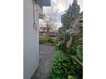 CASA AMERICANA (OPCIÓN TERRENO LINDERO) EN VENTA. ITUZAINGO NORTE