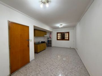 Departamento en alquiler en Wilde Centro