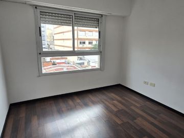 Departamento en alquiler en Lanus Este