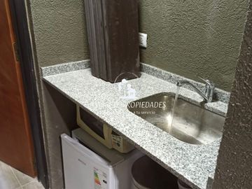 Galpón en ALQUILER de 100m2. Complejo Nogalis. Pilar. Villa Rosa