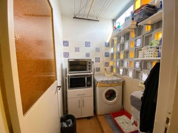 Departamento 4 amb. en venta en Flores  luminoso