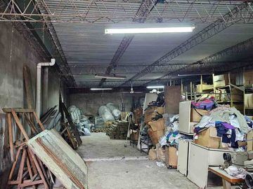 VENTA GALPON Y DEPARTAMENTO EN LOMAS DE ZAMORA
