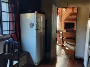CASA 5 AMBIENTES EN VENTA ADROGUE PILETA Y PARQUE