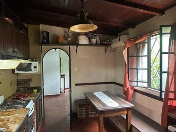 CASA 5 AMBIENTES EN VENTA ADROGUE PILETA Y PARQUE