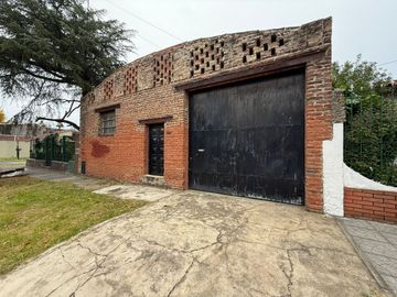 AMPLIO GALPON EN VENTA