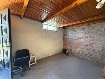 AMPLIO GALPON EN VENTA