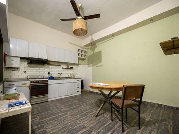 CASA EN VENTA 3 DORMITORIOS BARRIO INDUSTRIAL