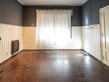 CASA EN VENTA 3 DORMITORIOS BARRIO INDUSTRIAL
