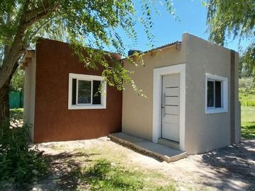 Venta casa 1 dormitorio a estrenar en Tanti