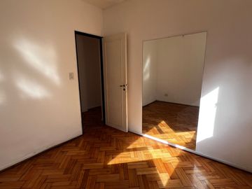 ALQUILER DEPTO 2 AMB. CON BALCON EN PALERMO