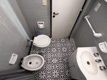 ALQUILER DEPTO 2 AMB. CON BALCON EN PALERMO