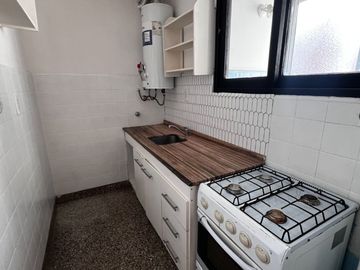 ALQUILER DEPTO 2 AMB. CON BALCON EN PALERMO