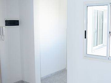 Venta Semipiso, 4 ambientes en Flores, con balcón