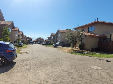 Casa en venta  en MACHALÍ
