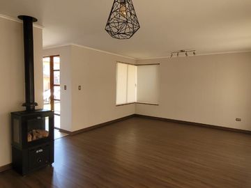 Casa en venta  en MACHALÍ
