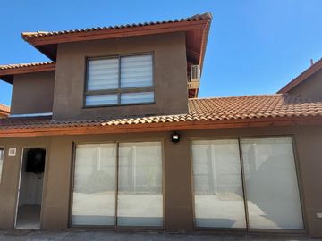 Casa en venta  en MACHALÍ