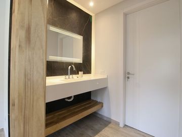 ALQUILER CASA 6 AMB HARAS SAN PABLO G.RODRIGUEZ
