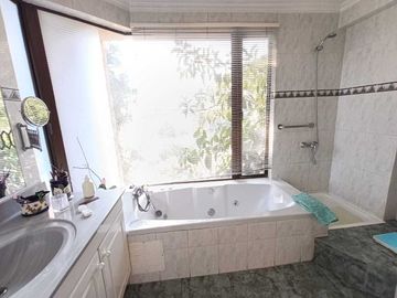 Casa en venta  en LAS CONDES