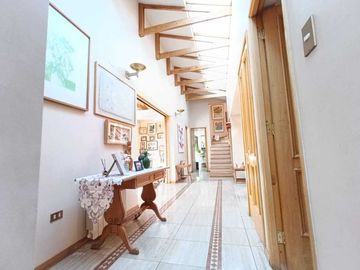 Casa en venta  en LAS CONDES