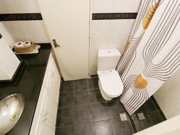 Venta Casa 5 ambientes Pileta Parque Chacabuco