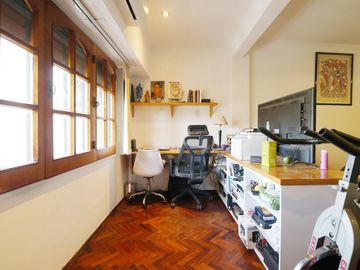 Venta Casa 5 ambientes Pileta Parque Chacabuco