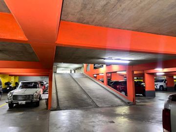 Venta Cochera en Chacarita