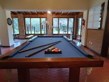 Venta Casa 4 Amb c/Pileta, Lote 1500m² Lujan