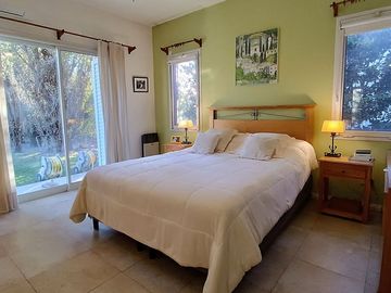 Venta Casa 4 Amb c/Pileta, Lote 1500m² Lujan
