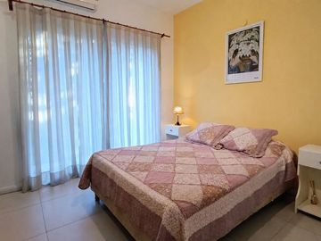 Venta Casa 4 Amb c/Pileta, Lote 1500m² Lujan