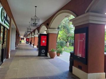 ALQUILER LOCAL COMERCIAL EN PUEBLO CAAMAÑO PILARL